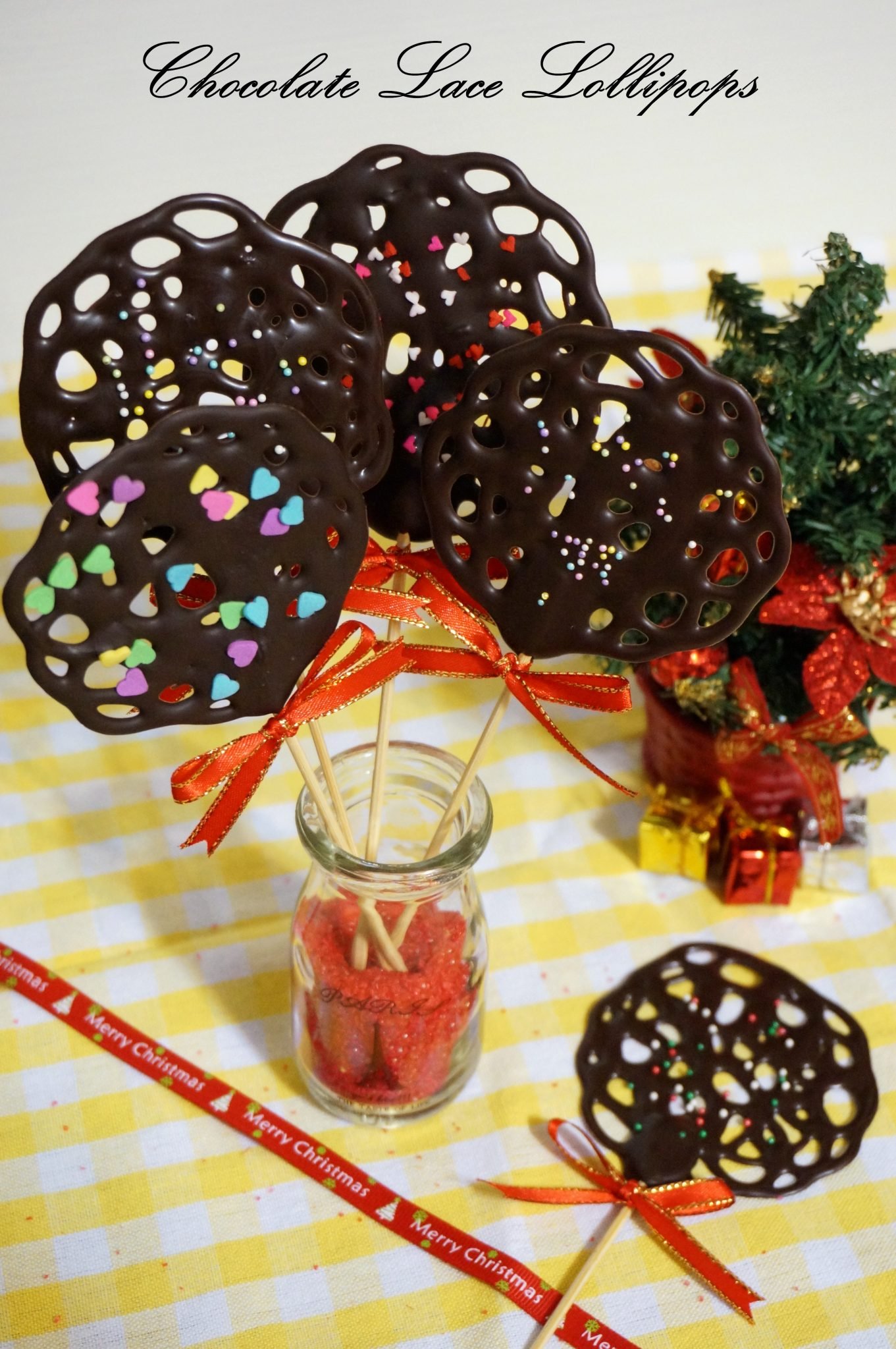Chocolate Lace Lollipops (2)